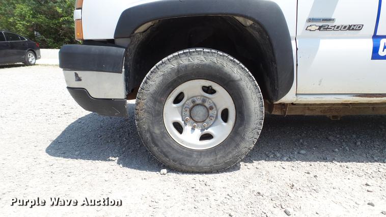 image for item DD7263 2006 Chevrolet Silverado 2500HD Ext. Cab pickup truck