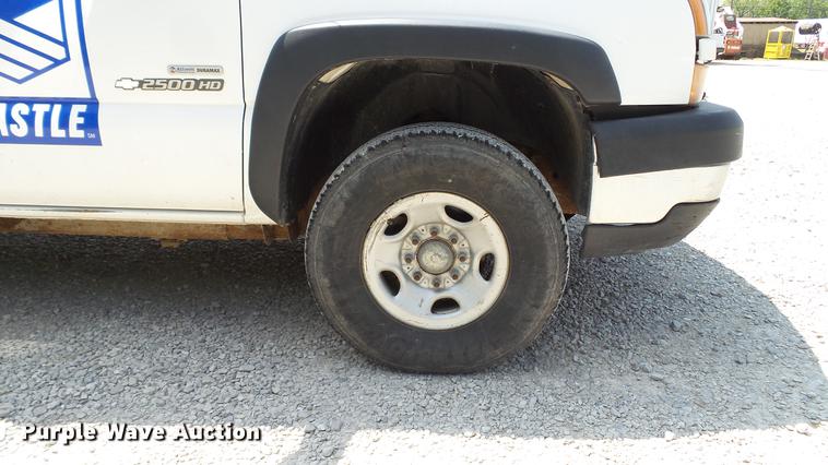 image for item DD7263 2006 Chevrolet Silverado 2500HD Ext. Cab pickup truck