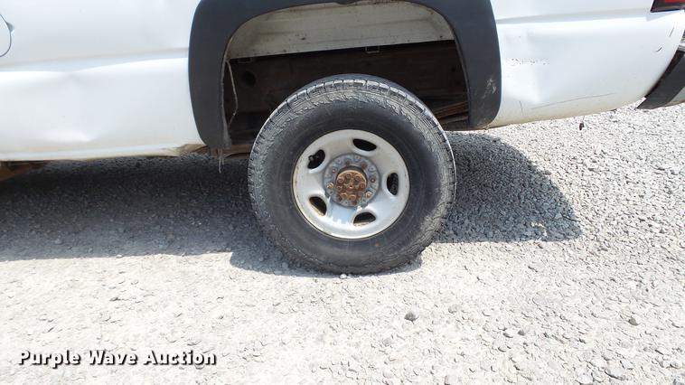 image for item DD7263 2006 Chevrolet Silverado 2500HD Ext. Cab pickup truck