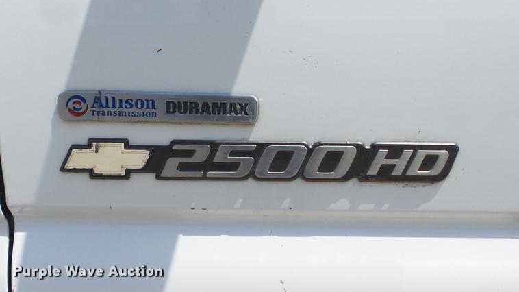 image for item DD7263 2006 Chevrolet Silverado 2500HD Ext. Cab pickup truck