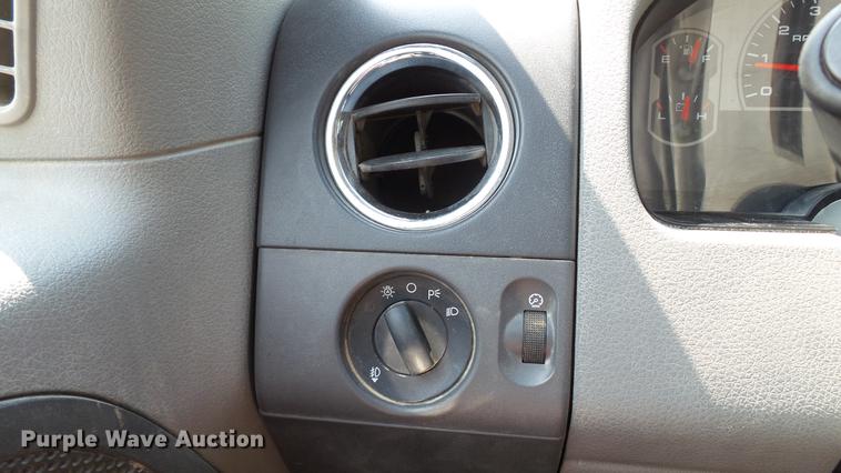 image for item DD7264 2008 Ford F150 XLT SuperCrew pickup truck