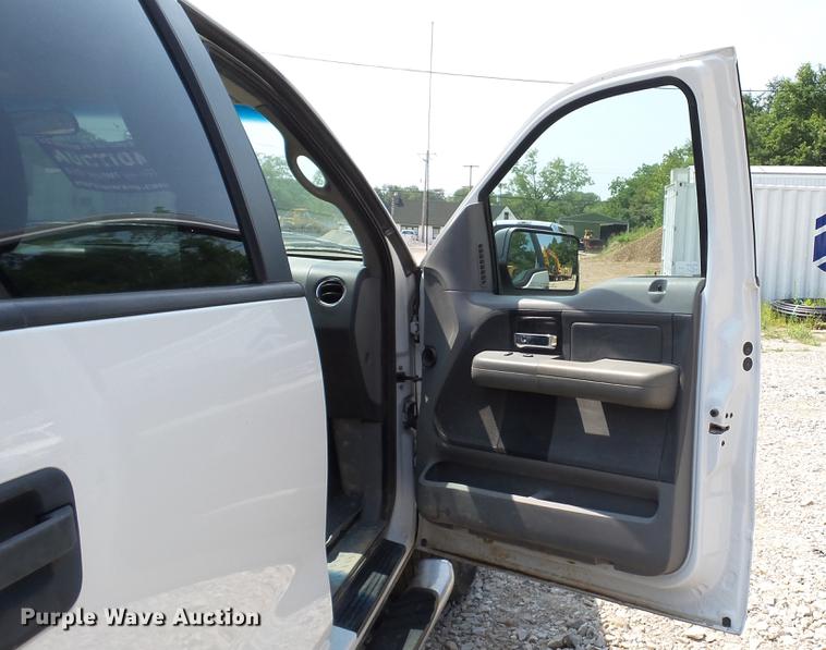 image for item DD7264 2008 Ford F150 XLT SuperCrew pickup truck