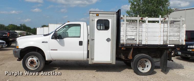 image for item DD7285 2003 Ford F450 Super Duty XL Crew Cab dump flatbed pickup truck