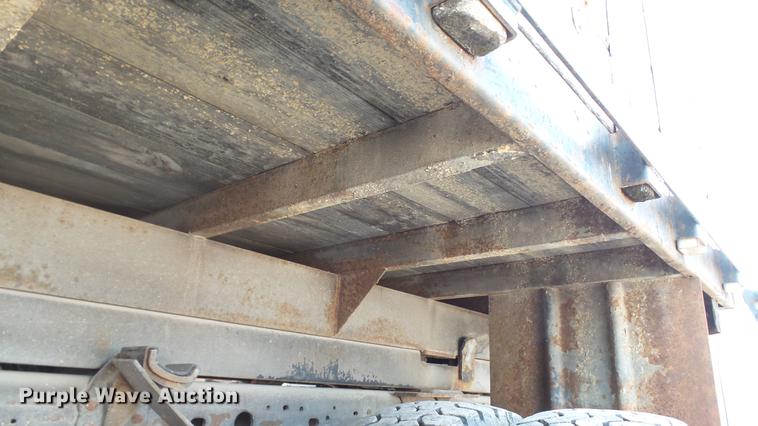image for item DD7285 2003 Ford F450 Super Duty XL Crew Cab dump flatbed pickup truck