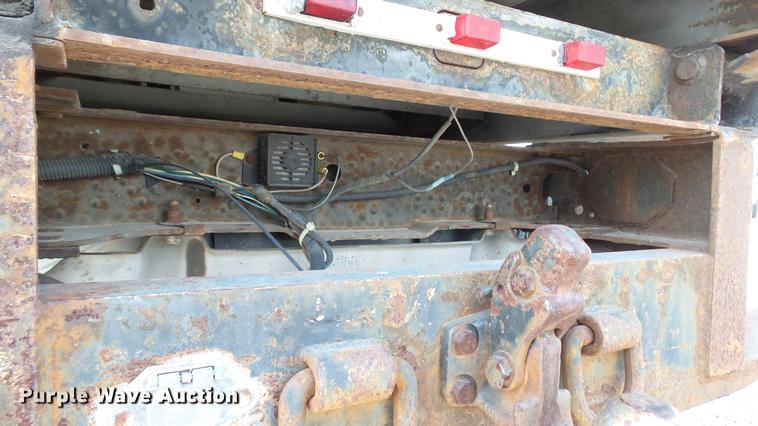 image for item DD7285 2003 Ford F450 Super Duty XL Crew Cab dump flatbed pickup truck