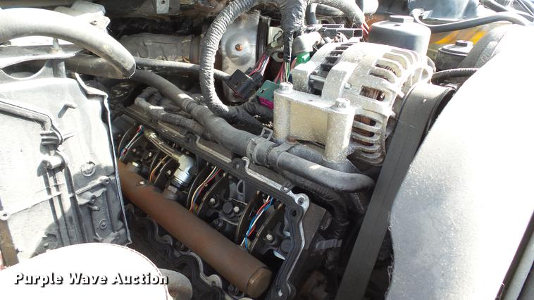 image for item DD7285 2003 Ford F450 Super Duty XL Crew Cab dump flatbed pickup truck