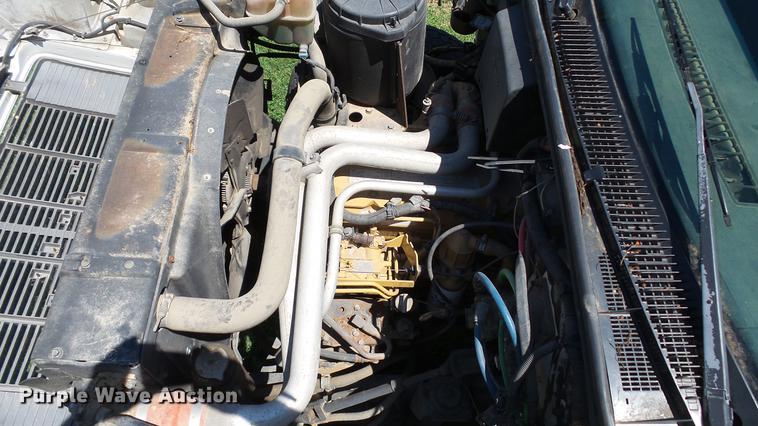 image for item DD7292 1997 Chevrolet TopKick truck