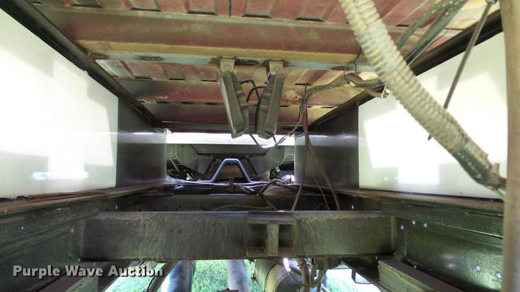 image for item DD7292 1997 Chevrolet TopKick truck