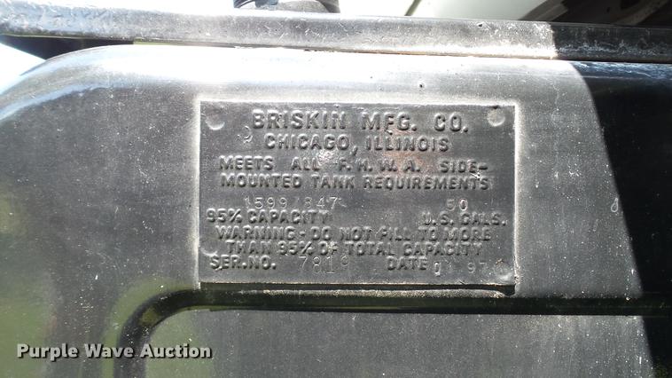 image for item DD7292 1997 Chevrolet TopKick truck