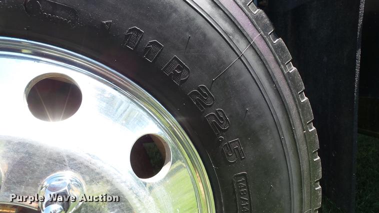 image for item DD7292 1997 Chevrolet TopKick truck