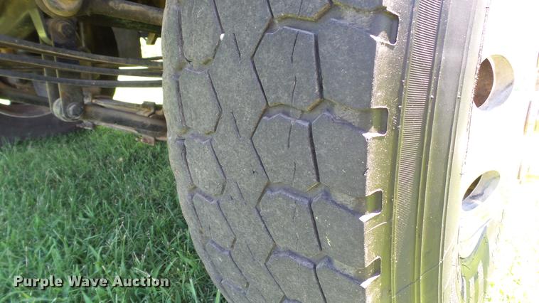 image for item DD7292 1997 Chevrolet TopKick truck