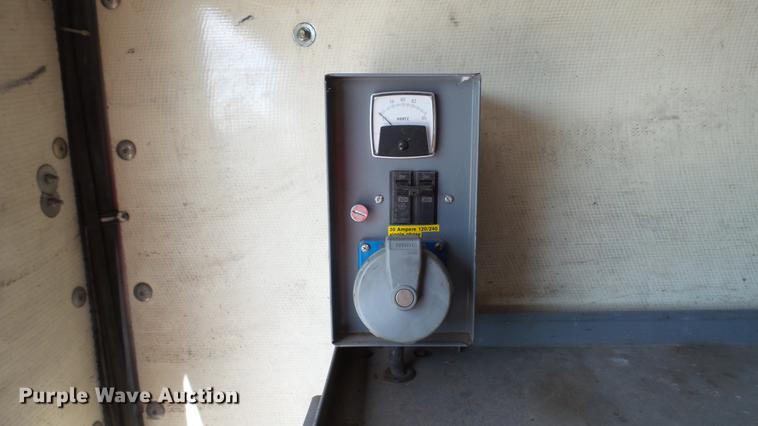 image for item DD7299 1999 Chevrolet Express 3500 Cargo box truck