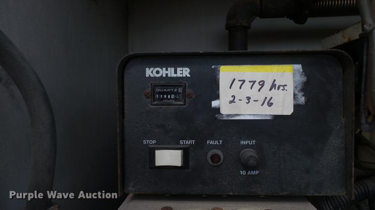 image for item DD7299 1999 Chevrolet Express 3500 Cargo box truck