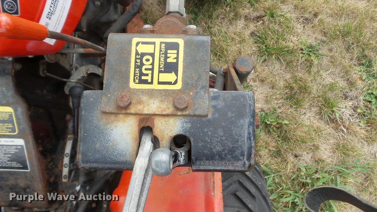 image for item DD7331 Yanmar YM186D MFWD tractor
