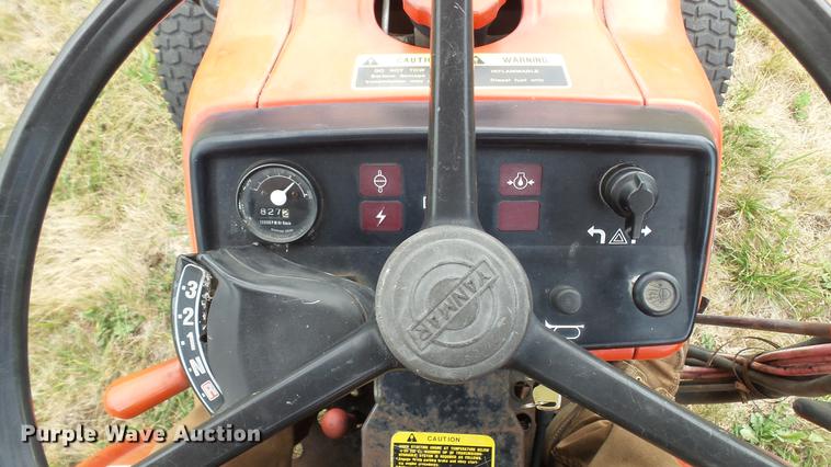 image for item DD7331 Yanmar YM186D MFWD tractor