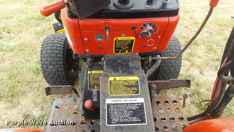 image for item DD7331 Yanmar YM186D MFWD tractor