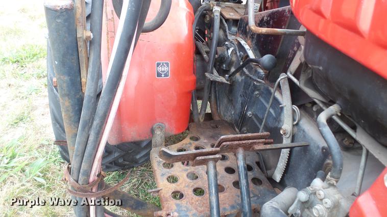 image for item DD7331 Yanmar YM186D MFWD tractor