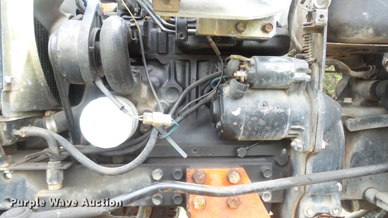 image for item DD7331 Yanmar YM186D MFWD tractor