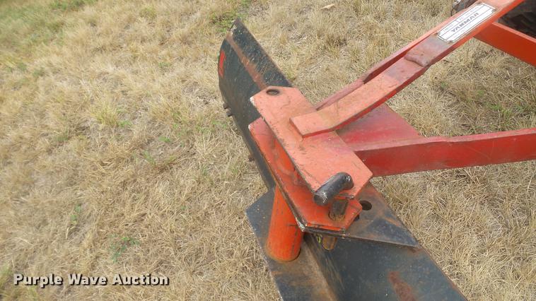 image for item DD7331 Yanmar YM186D MFWD tractor