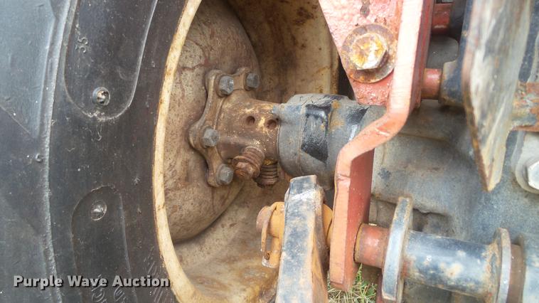 image for item DD7331 Yanmar YM186D MFWD tractor