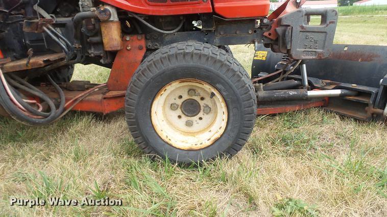 image for item DD7331 Yanmar YM186D MFWD tractor
