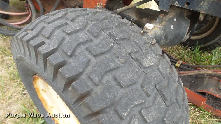 image for item DD7331 Yanmar YM186D MFWD tractor