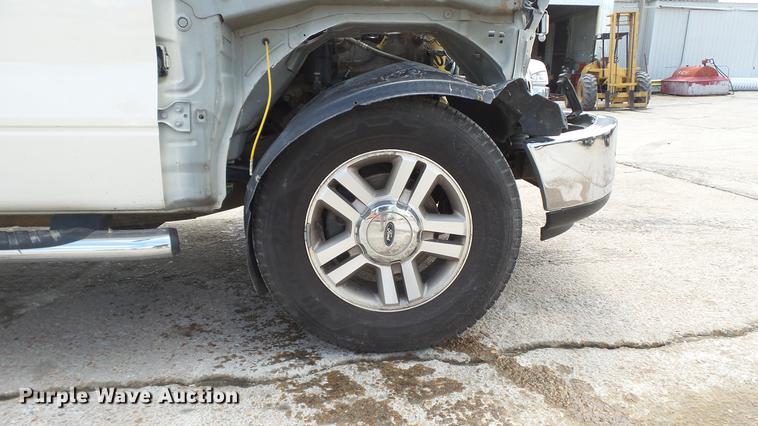 image for item DD7346 2007 Ford F150 Lariat SuperCrew pickup truck