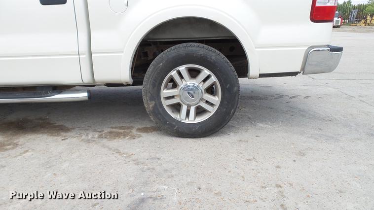 image for item DD7346 2007 Ford F150 Lariat SuperCrew pickup truck