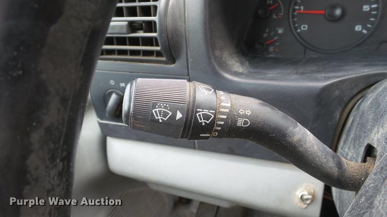 image for item DD7348 2006 Ford F250 Super Duty XL SuperCab pickup truck