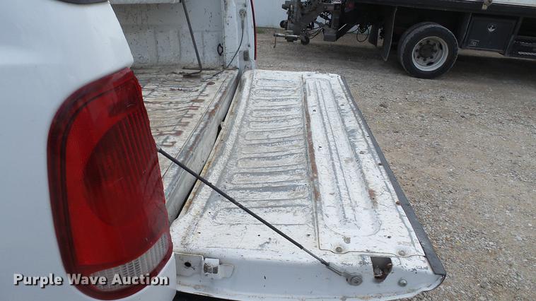 image for item DD7348 2006 Ford F250 Super Duty XL SuperCab pickup truck