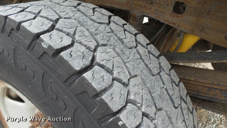 image for item DD7348 2006 Ford F250 Super Duty XL SuperCab pickup truck