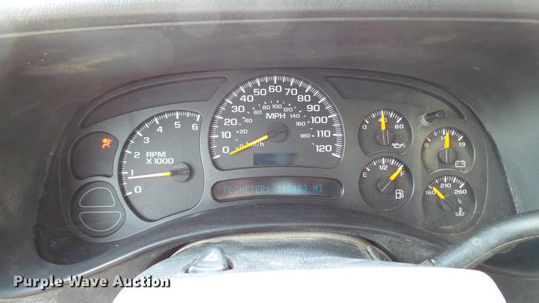 image for item DD7351 2005 Chevrolet Silverado 1500 pickup truck