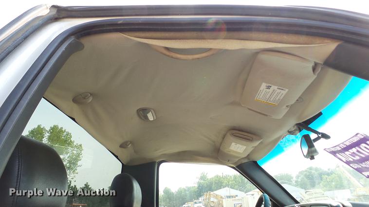 image for item DD7351 2005 Chevrolet Silverado 1500 pickup truck