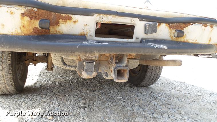 image for item DD7351 2005 Chevrolet Silverado 1500 pickup truck