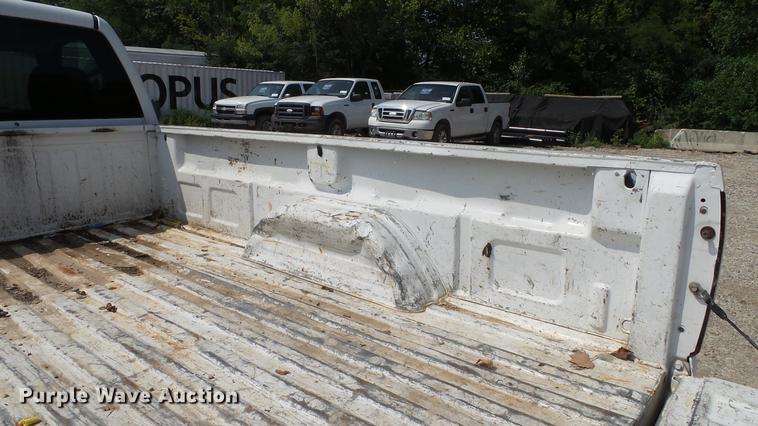 image for item DD7351 2005 Chevrolet Silverado 1500 pickup truck