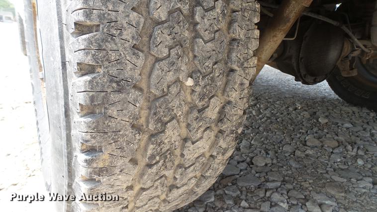 image for item DD7351 2005 Chevrolet Silverado 1500 pickup truck