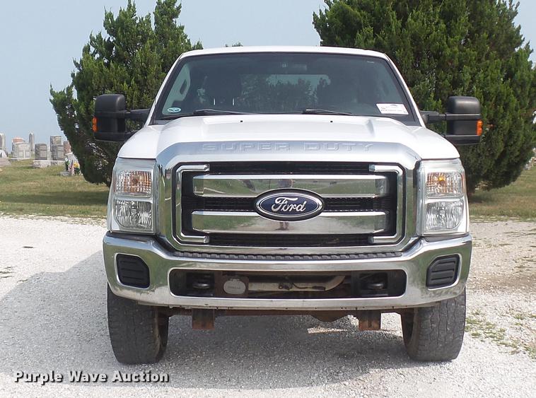 image for item DD7352 2011 Ford F250 Super Duty XLT SuperCab pickup truck