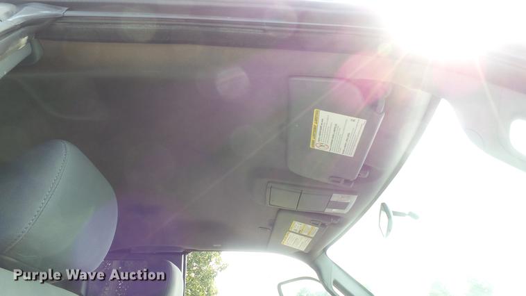 image for item DD7352 2011 Ford F250 Super Duty XLT SuperCab pickup truck