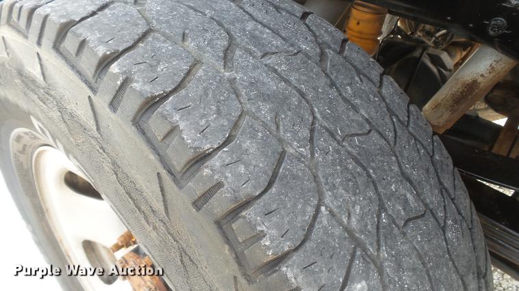 image for item DD7352 2011 Ford F250 Super Duty XLT SuperCab pickup truck