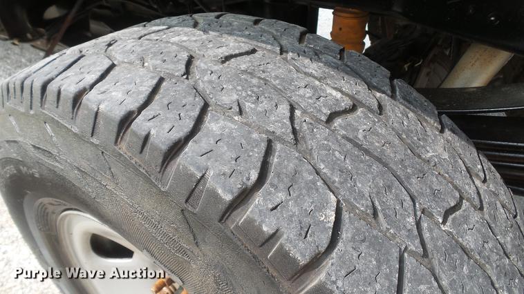 image for item DD7352 2011 Ford F250 Super Duty XLT SuperCab pickup truck