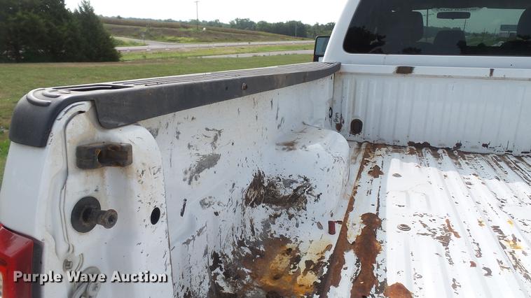 image for item DD7352 2011 Ford F250 Super Duty XLT SuperCab pickup truck