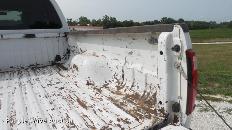 image for item DD7352 2011 Ford F250 Super Duty XLT SuperCab pickup truck