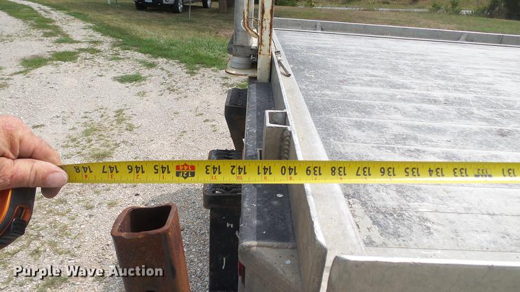 image for item DD7353 2003 Ford F550 Super Duty XL Crew Cab flatbed truck