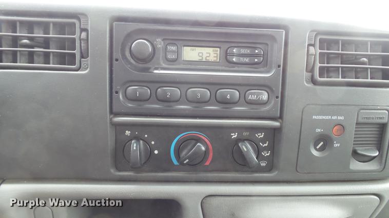 image for item DD7354 2004 Ford F350 Super Duty XL utility bed pickup truck