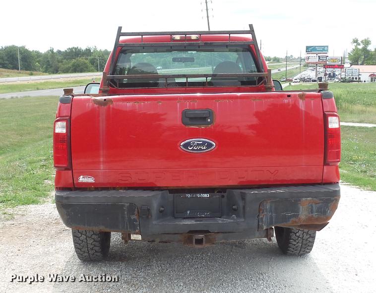 image for item DD7355 2008 Ford F250 Super Duty XL pickup truck
