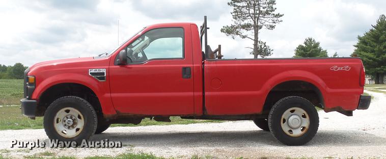 image for item DD7355 2008 Ford F250 Super Duty XL pickup truck