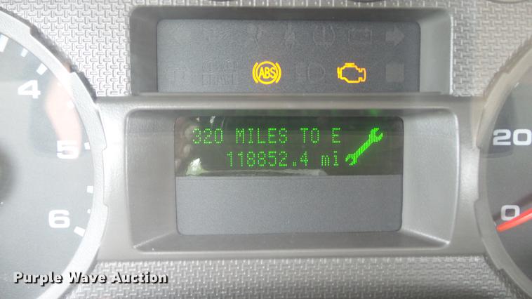 image for item DD7355 2008 Ford F250 Super Duty XL pickup truck