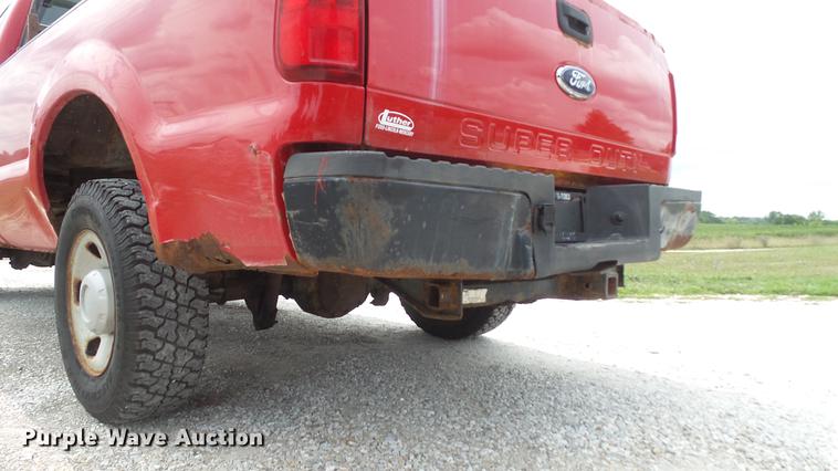 image for item DD7355 2008 Ford F250 Super Duty XL pickup truck