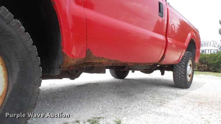 image for item DD7355 2008 Ford F250 Super Duty XL pickup truck