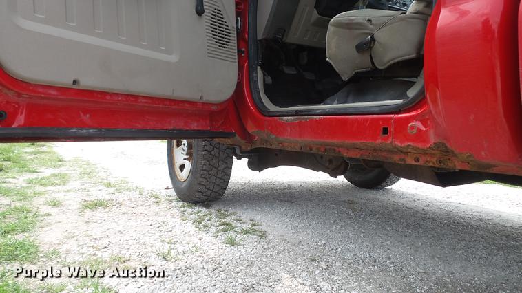 image for item DD7355 2008 Ford F250 Super Duty XL pickup truck